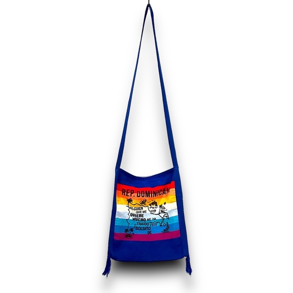 Textured Rep. Dominicana one pocket zipper crossbody hobo bag - Picture 2 of 3